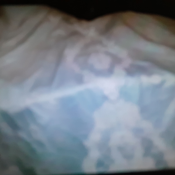 Wedding dress - Picture 9 of 15